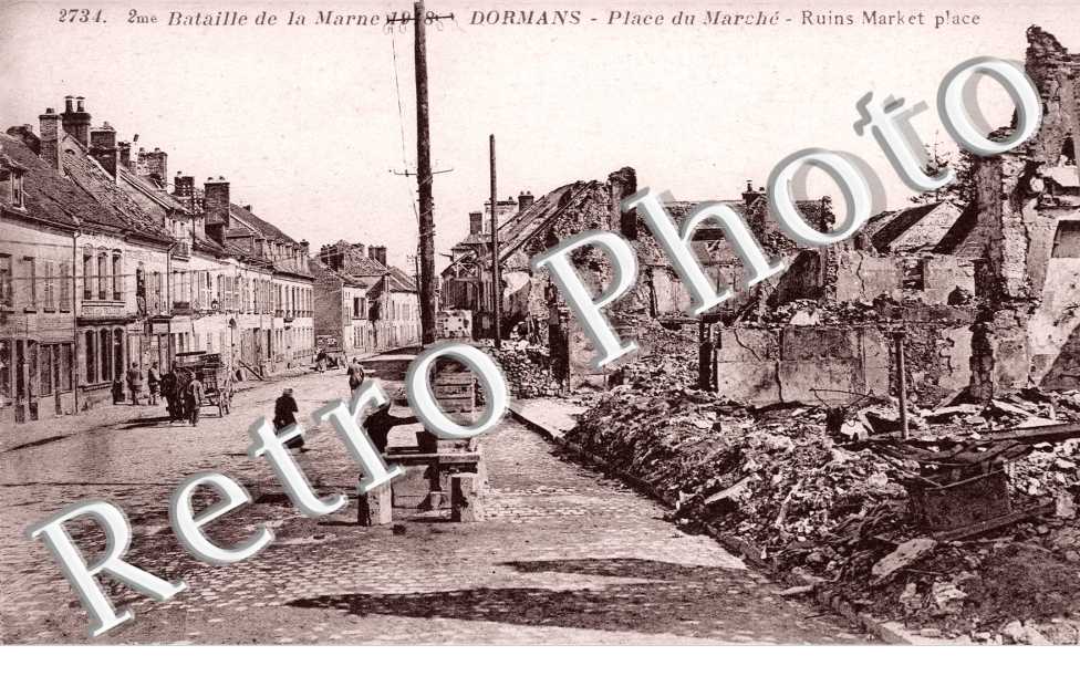 place du marche en ruines