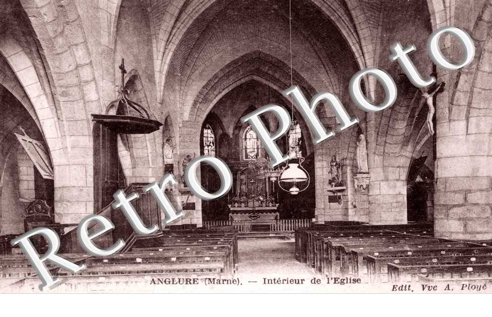 Interieur de l'Eglise
