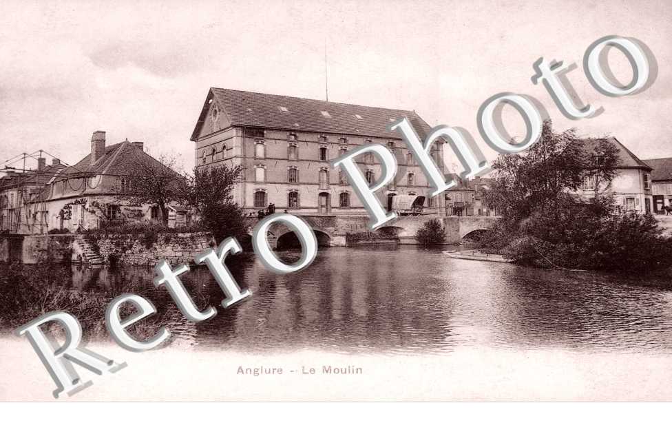 Le Moulin