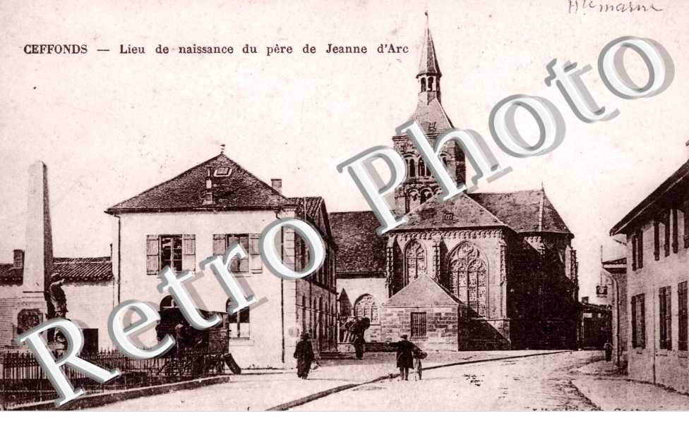 lieu de naissance du pere de Jeanne d&#039; Arc