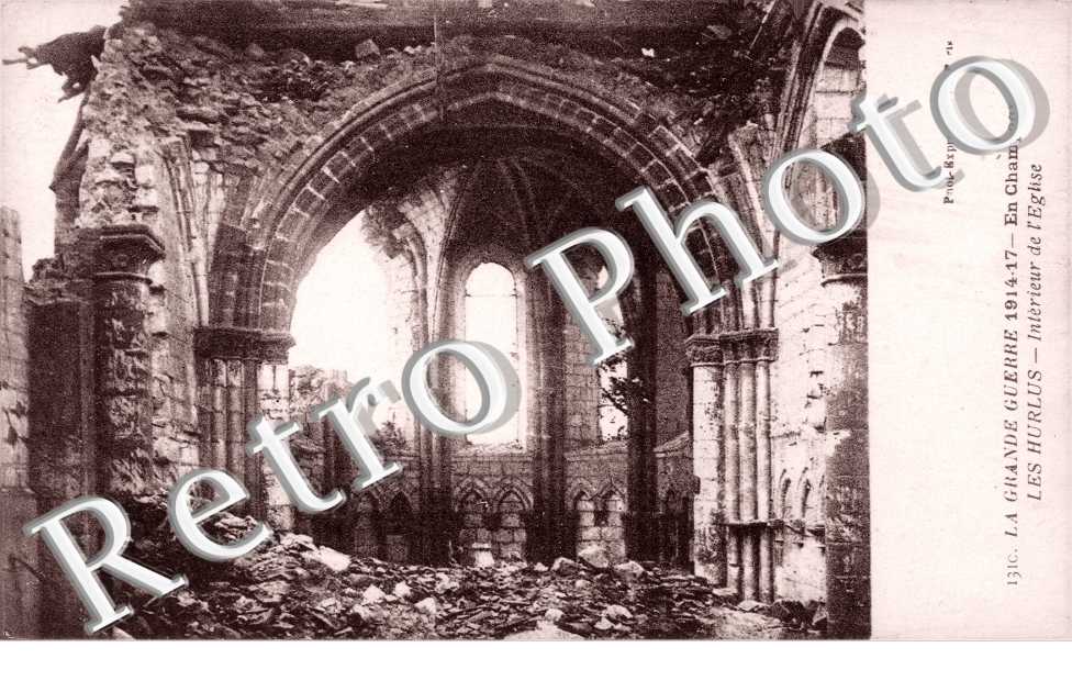 Intérieur de l&#039;Eglise en ruines