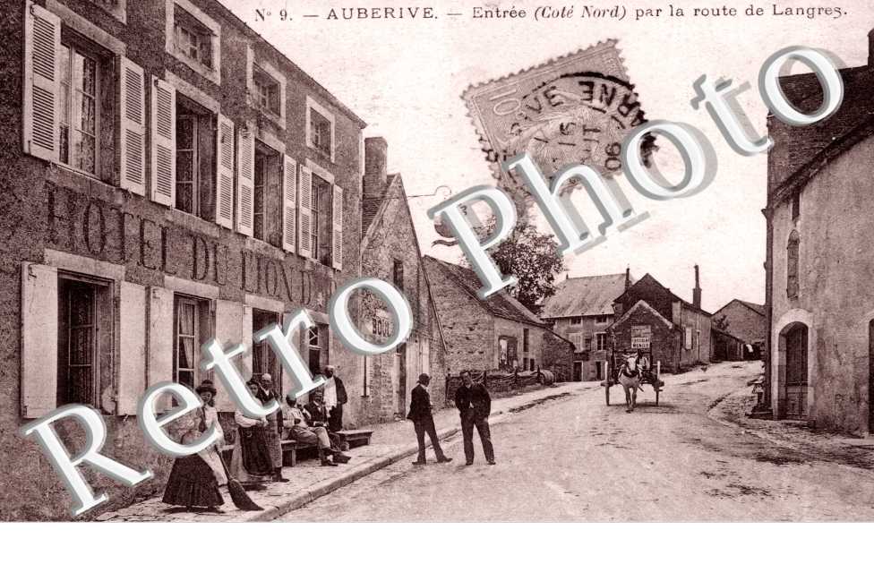 entree (cote nord) par la route de Langres