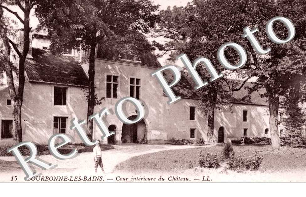 Cour Interieure du Chateau