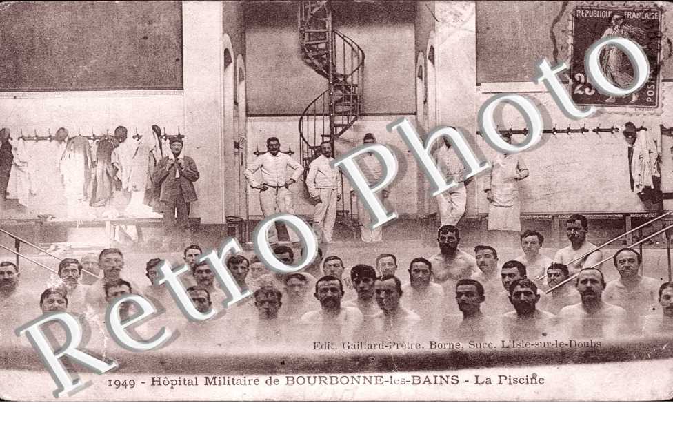 Hopital militaire - la piscine