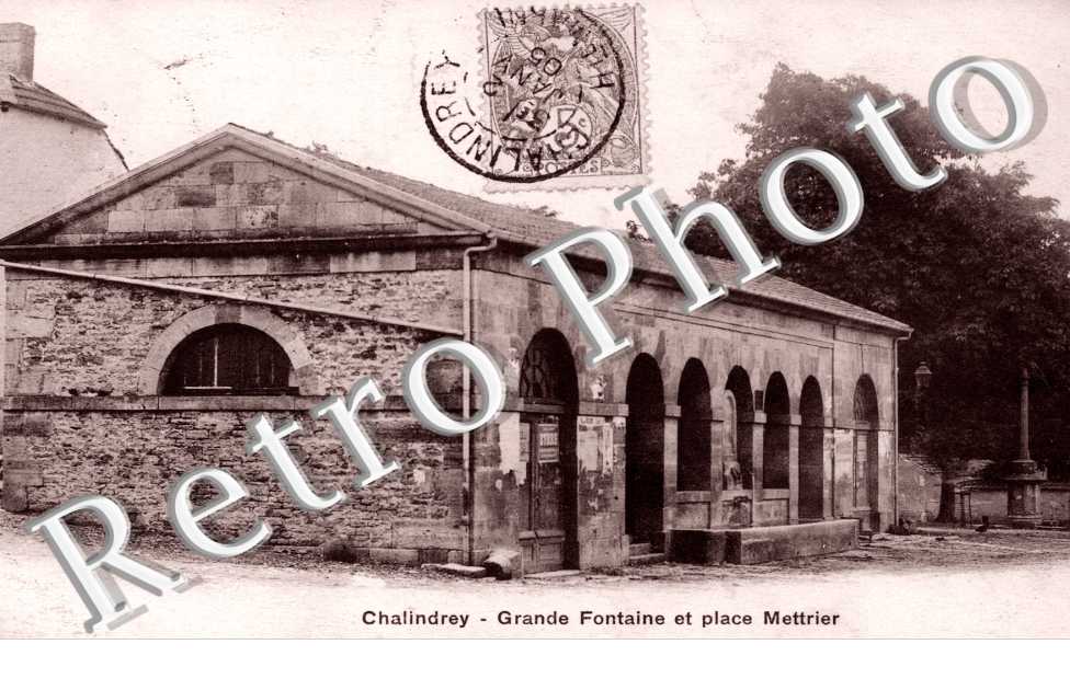 Grande Fontaine et Place Mettrier