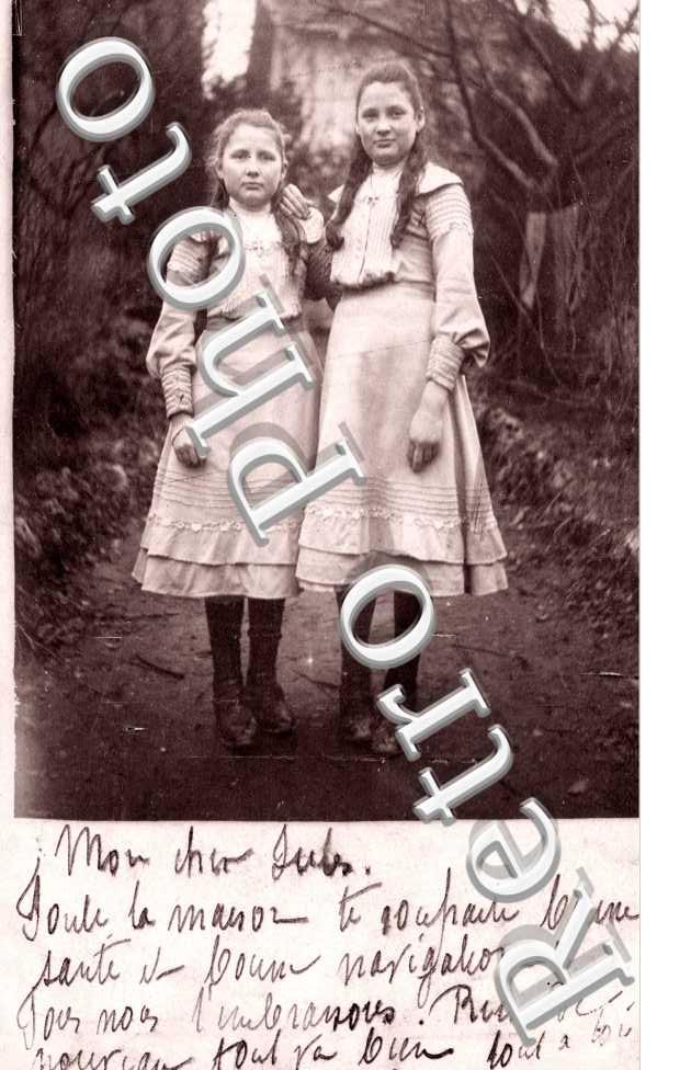 Deux Jeunes Filles