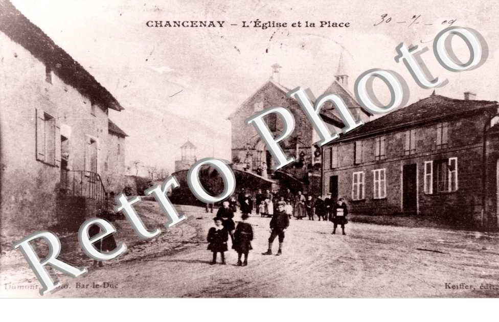 &#039;eglise et la place