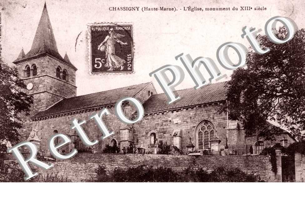 l&#039; eglise, monument du XIIIe siecle
