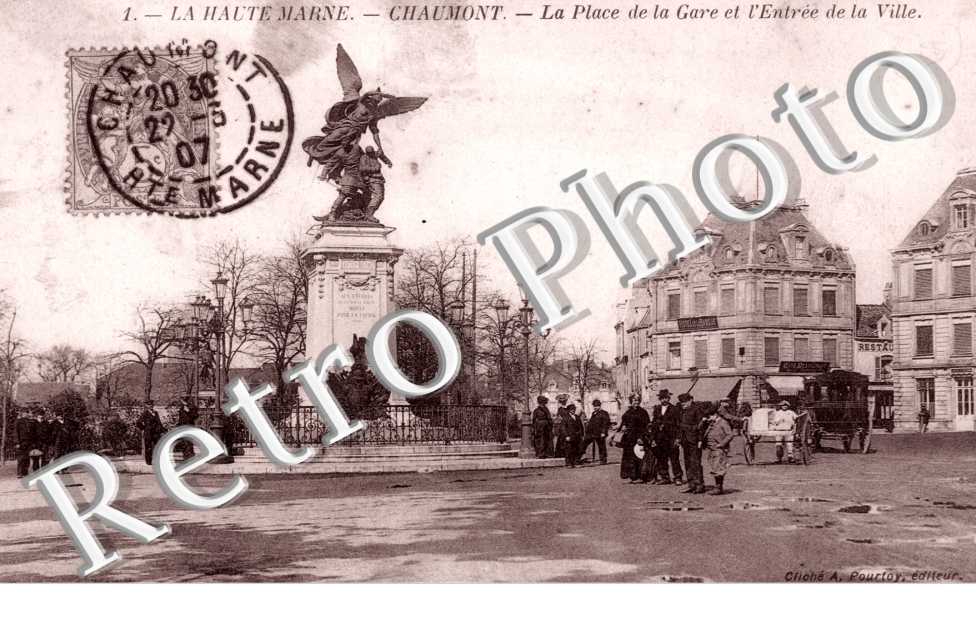 La place de la gare
