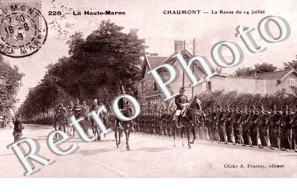revue du 14 juillet - militaire