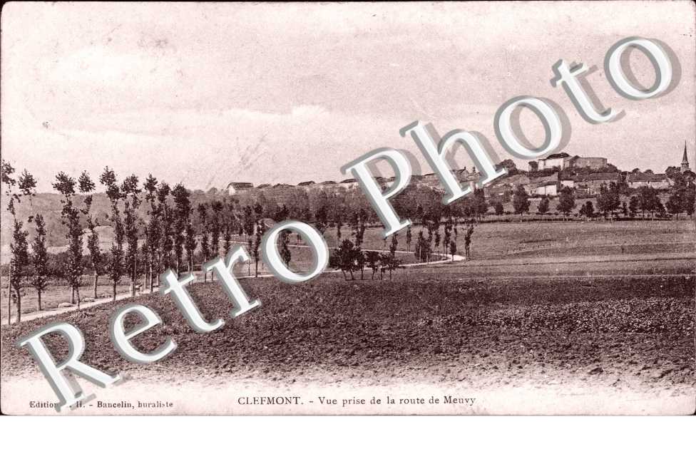 Vue prise de la route de Meuvy