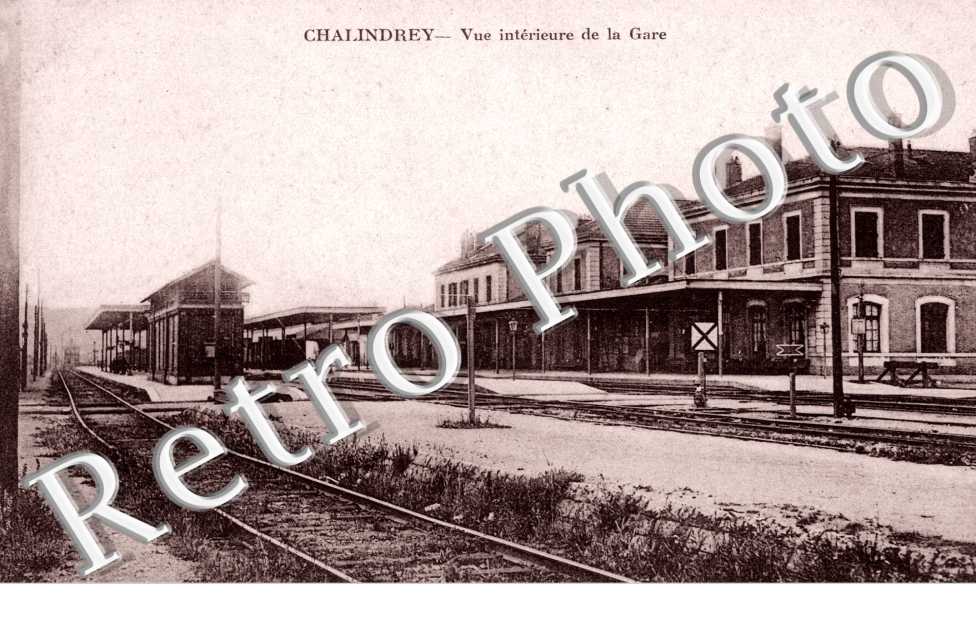Chalindrey - vue interieure de la gare
