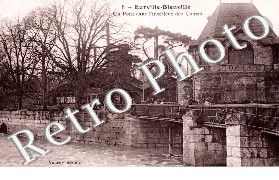 Bienville, un pont dans l&#039;interieur des usines