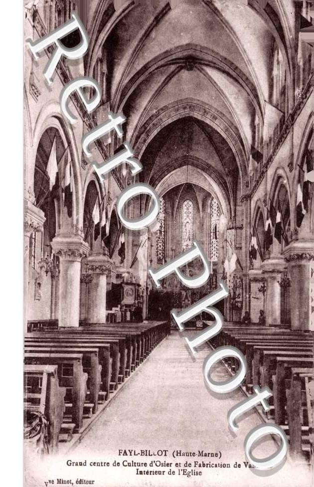 Interieur de l'eglise