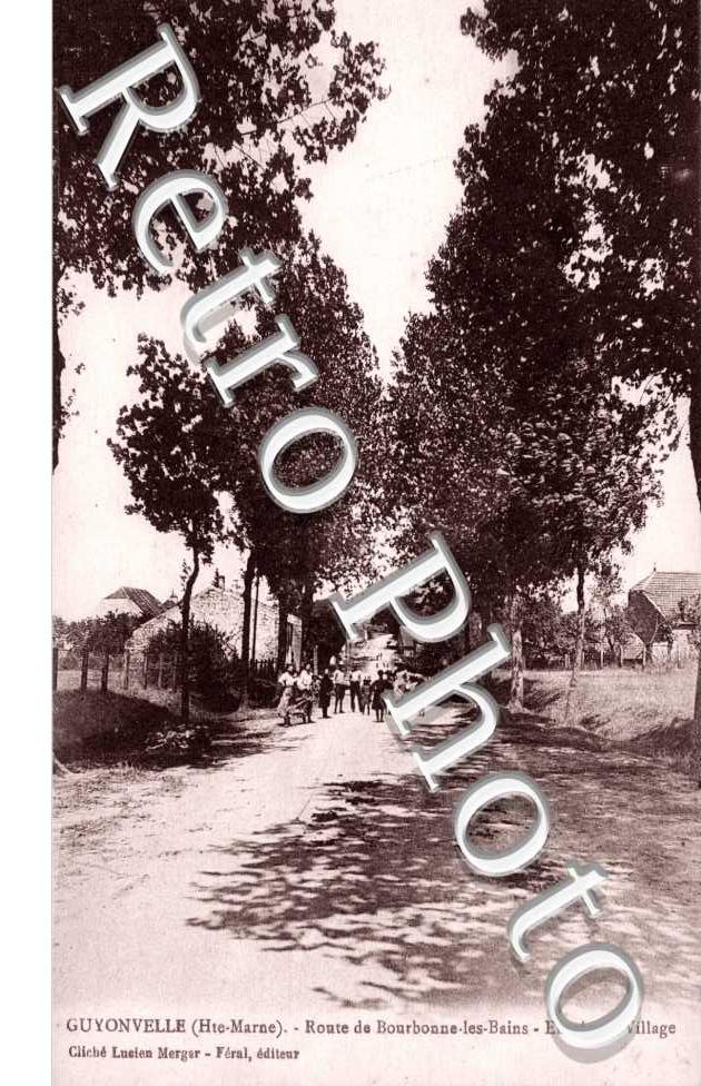 Route de Bourbonne et entrée du village