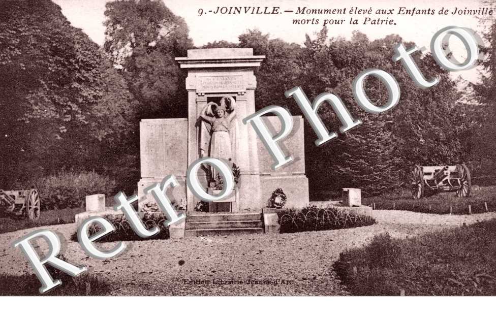 Monument eleve aux Enfants de Joinville morts pour la Patrie