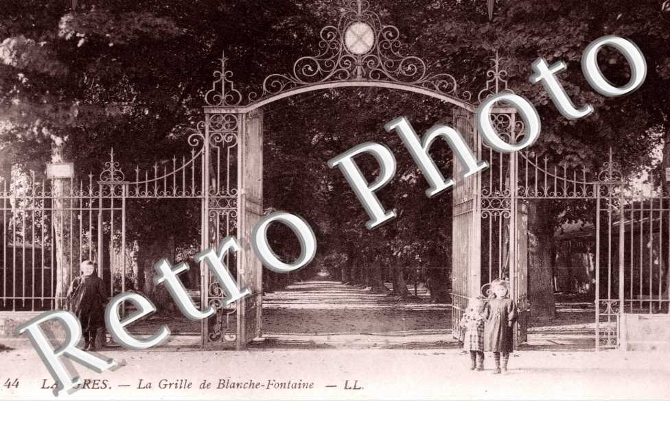 la grille de la Blanche Fontaine