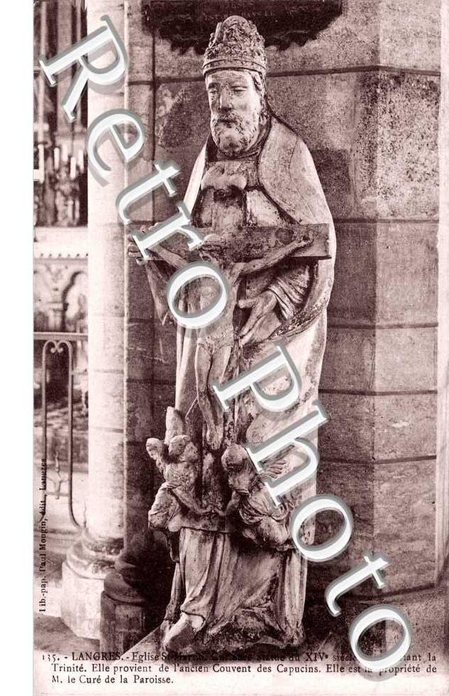 l&#039;eglise Saint Martin - Statue