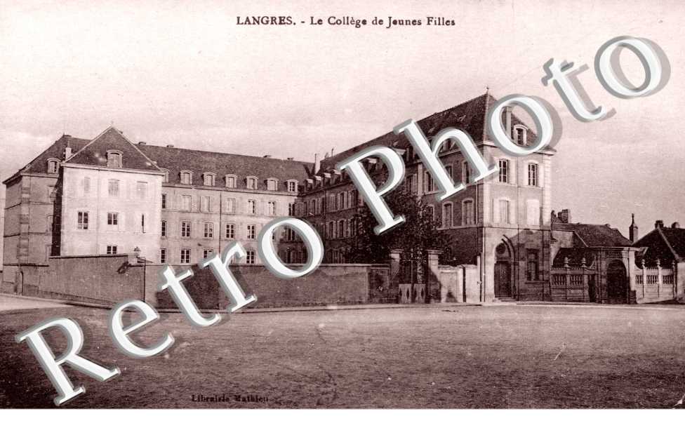 le College de Jeunes Filles