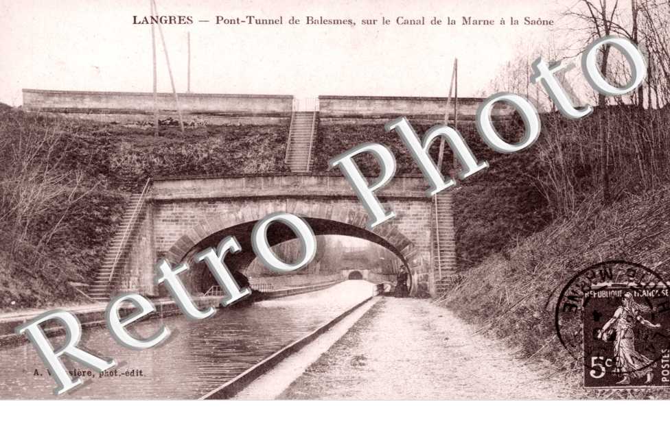 Pont-Tunnel de Balesmes sur le Canal de la Marne a la Saone