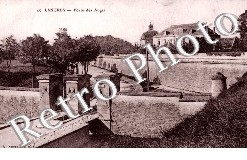 Porte des Auges