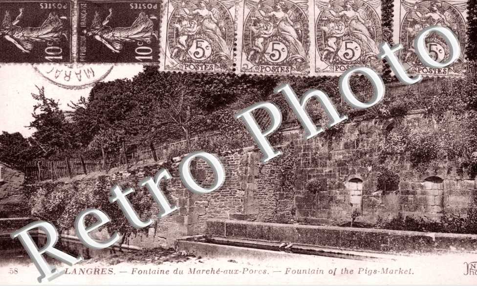 Fontaine du Marche aux Porcs