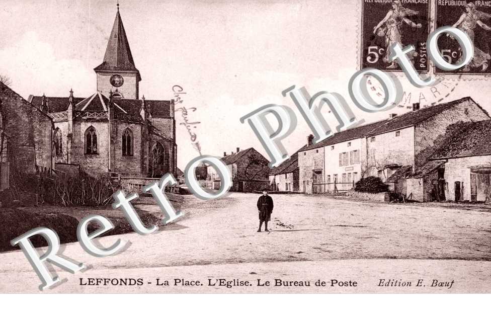 Place  - l&#039;eglise - bureau de poste