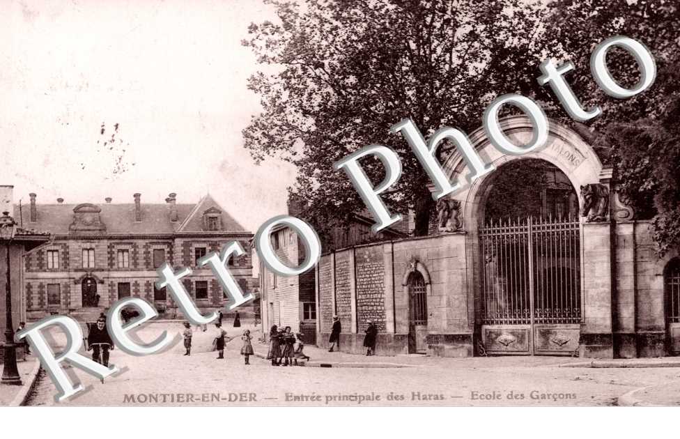 entree principale des haras  ecole des garcons