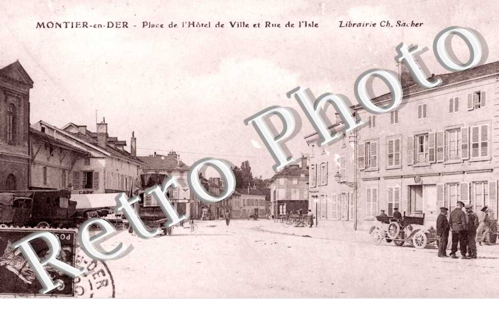 Place de l&#039;Hotel de Ville et Rue de l&#039;Isle