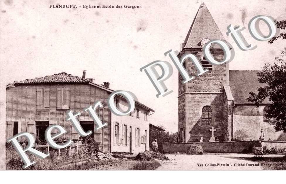 Eglise et Ecole des Garcons
