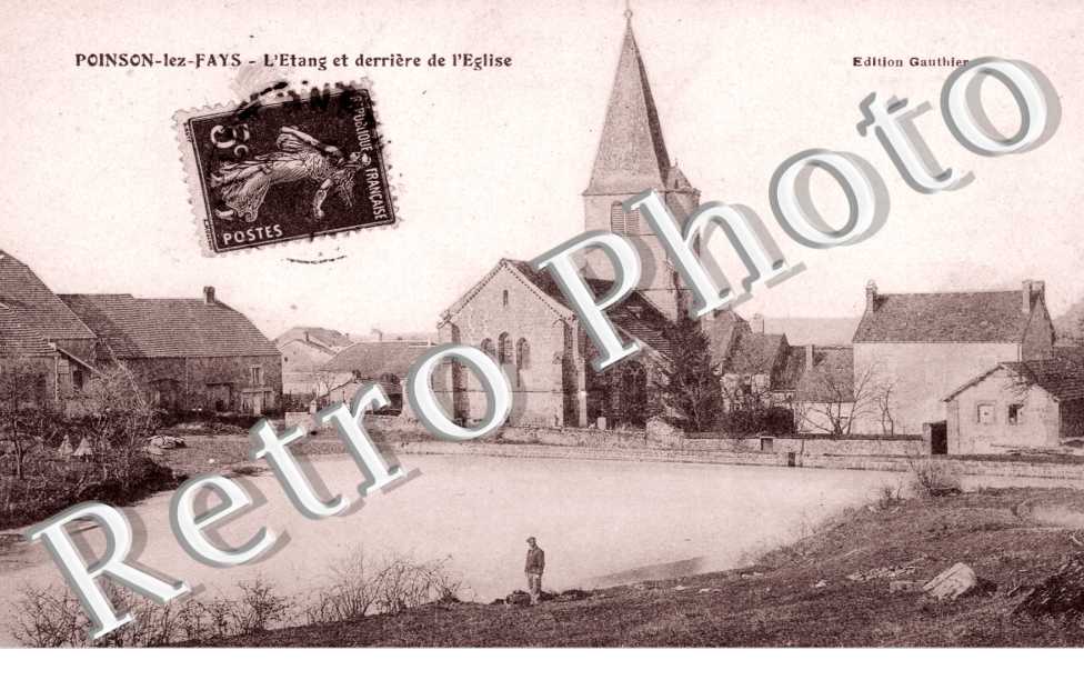 L&#039;etang et derriere de l&#039;eglise