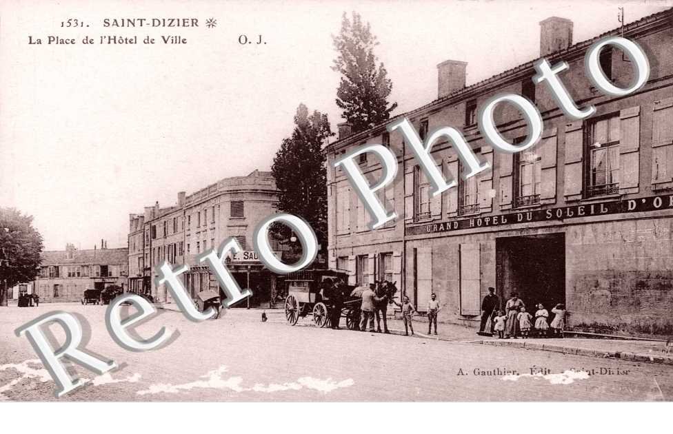 La Place de l'Hotel de Ville
