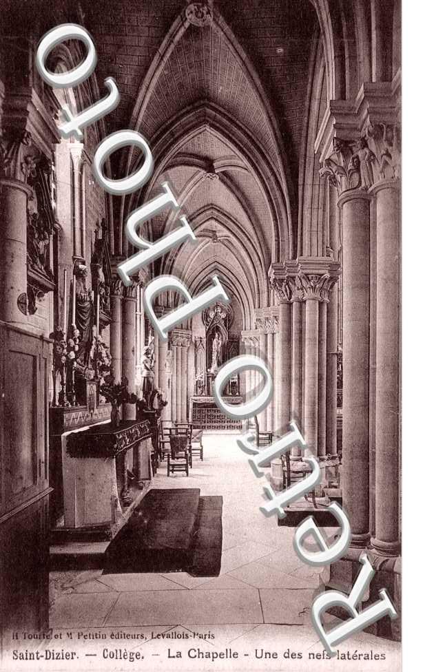 College - la chapelle - une des nefs laterales