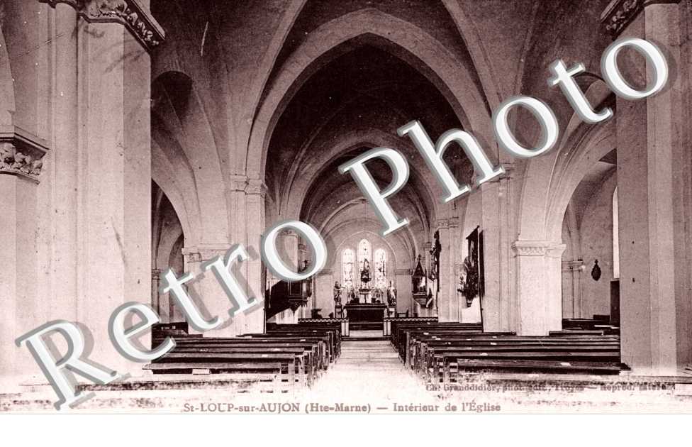 Interieur de l&#039;eglise