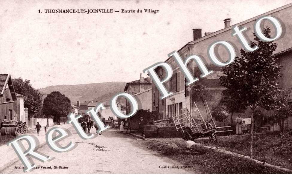 entree du village