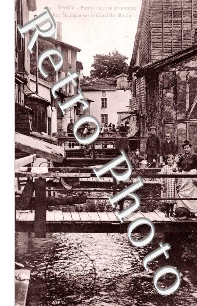 Rue Mauljean sur le Canal des Moulins