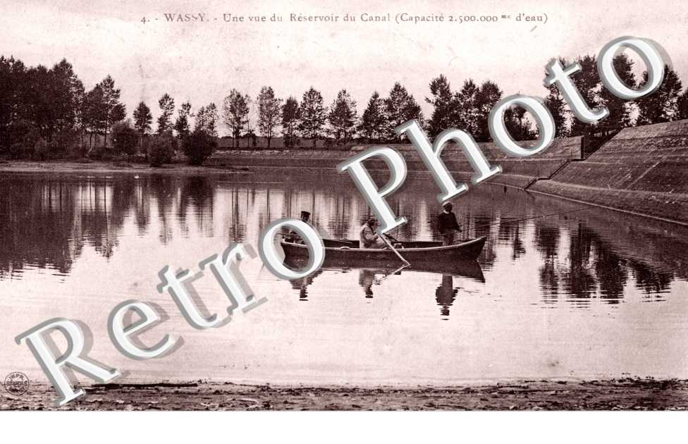 Une Vue du Reservoir du Canal