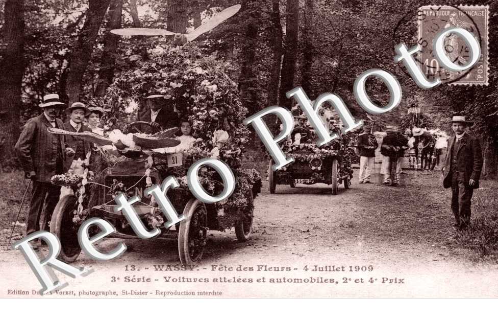 Fete des Fleurs - 4 juillet 1909 - 3 e serie - voitures attelees et automobiles, 2° et ° prix
