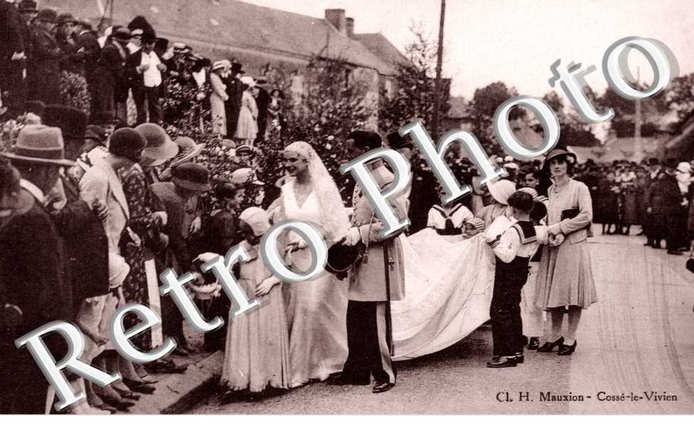 cl.h. Mauxion - Une procession de Mariage