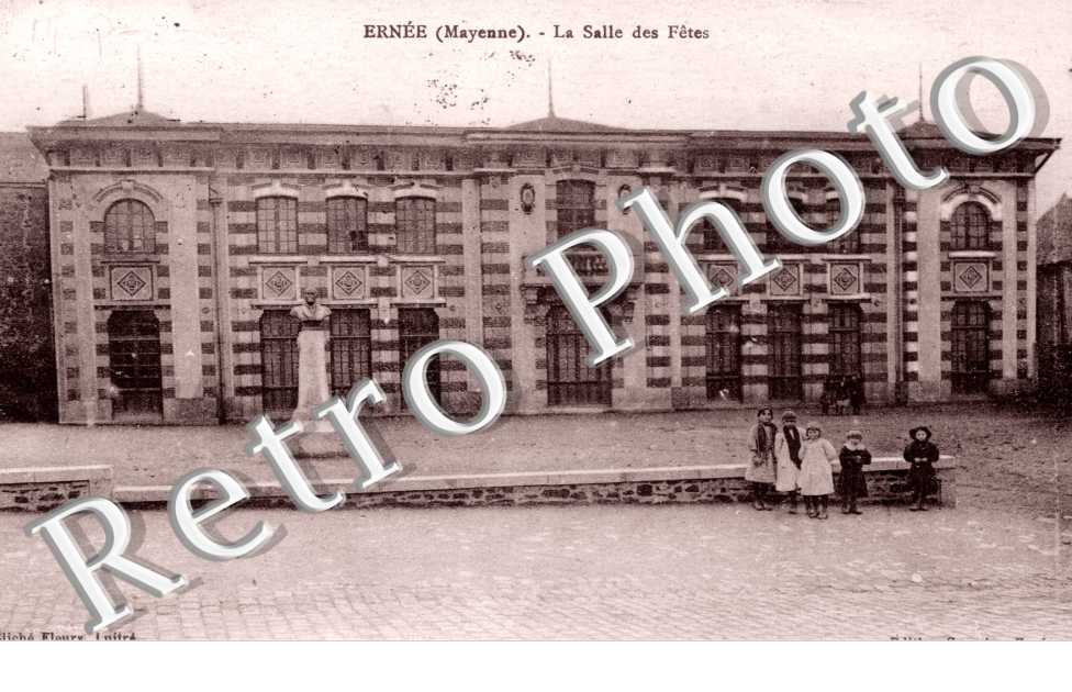 la Salle des Fetes
