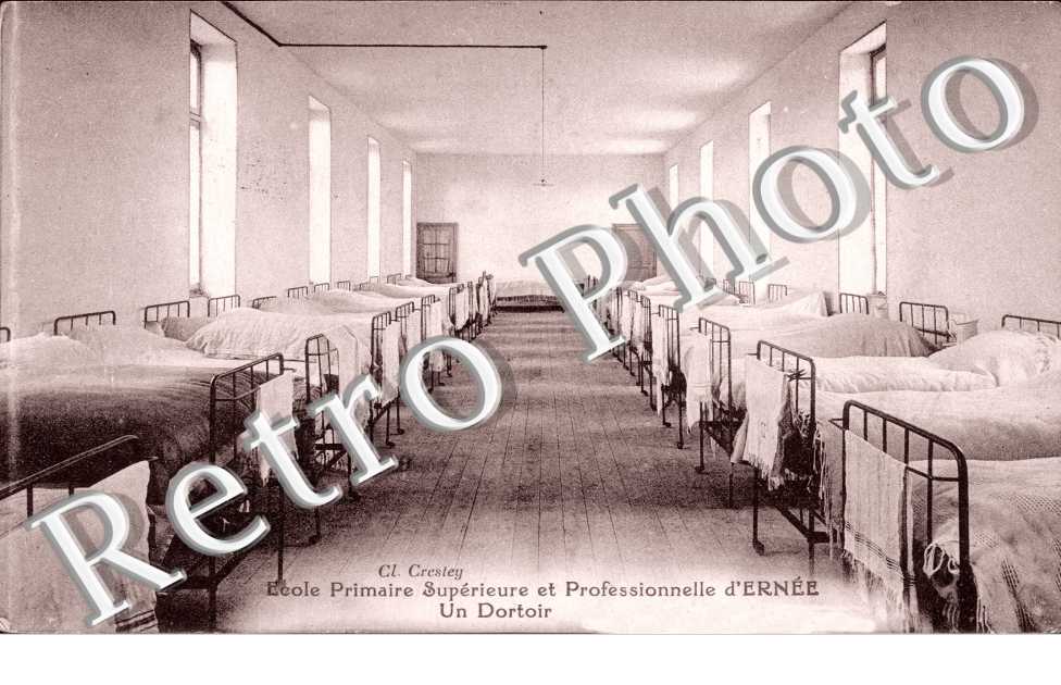 ecole primaire superieure et professionnelle - un dortoir