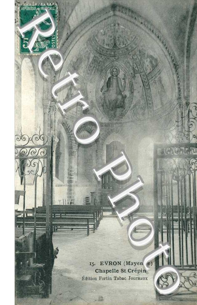 Interieur de l'eglise