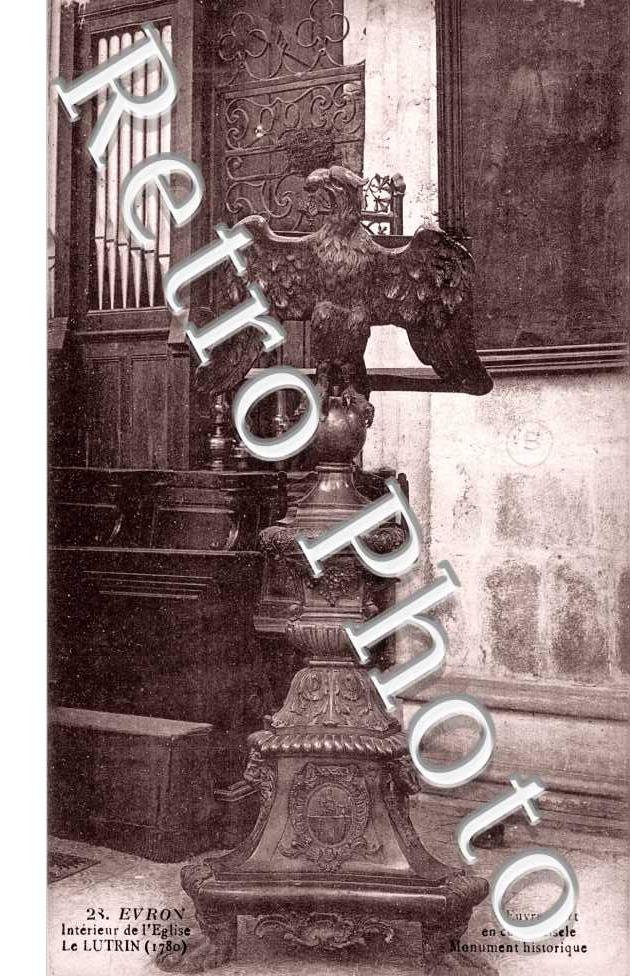 Interieur de l'eglise
