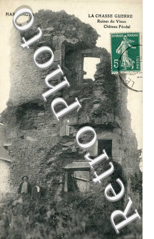 Ruines du Vieux Chateau Féodal