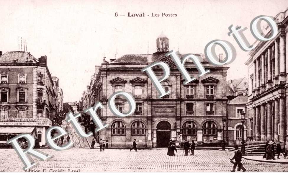 Les Postes