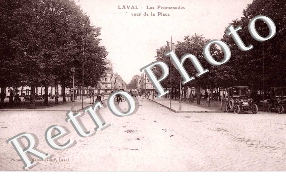 les promenades vues de la place