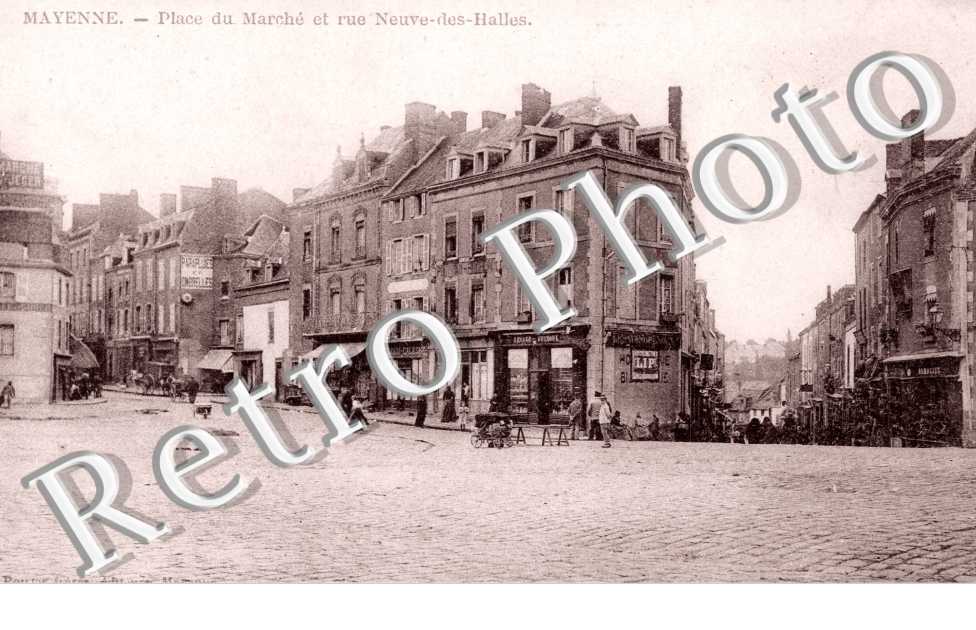 Place du Marche et Rue Neuve des Halles