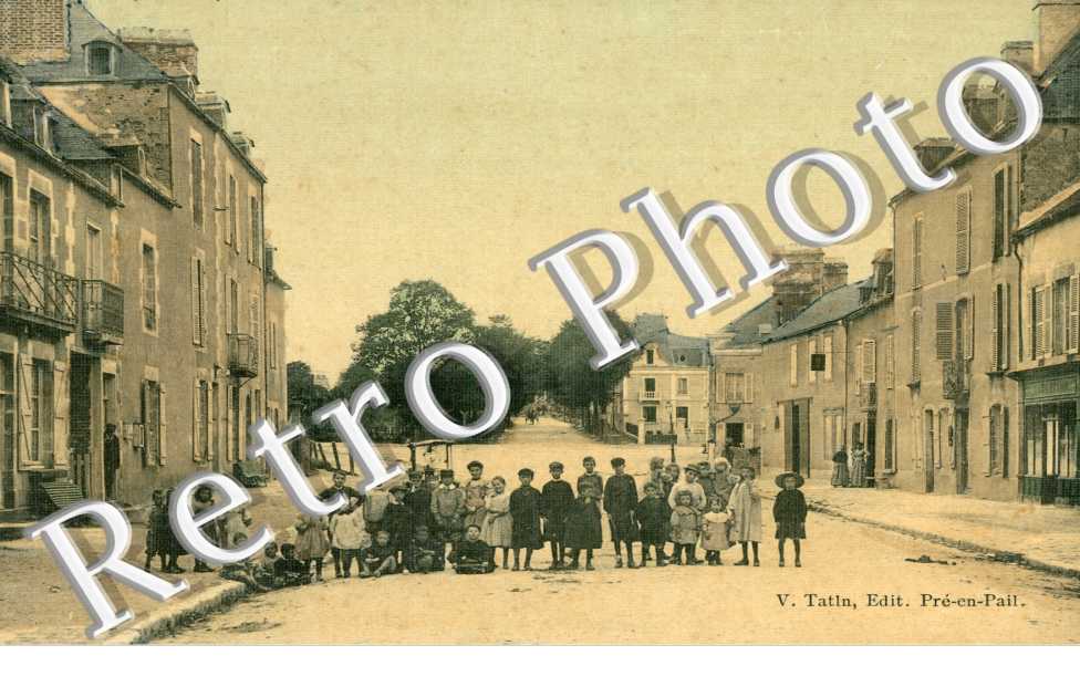 (une rue et ses enfants)
