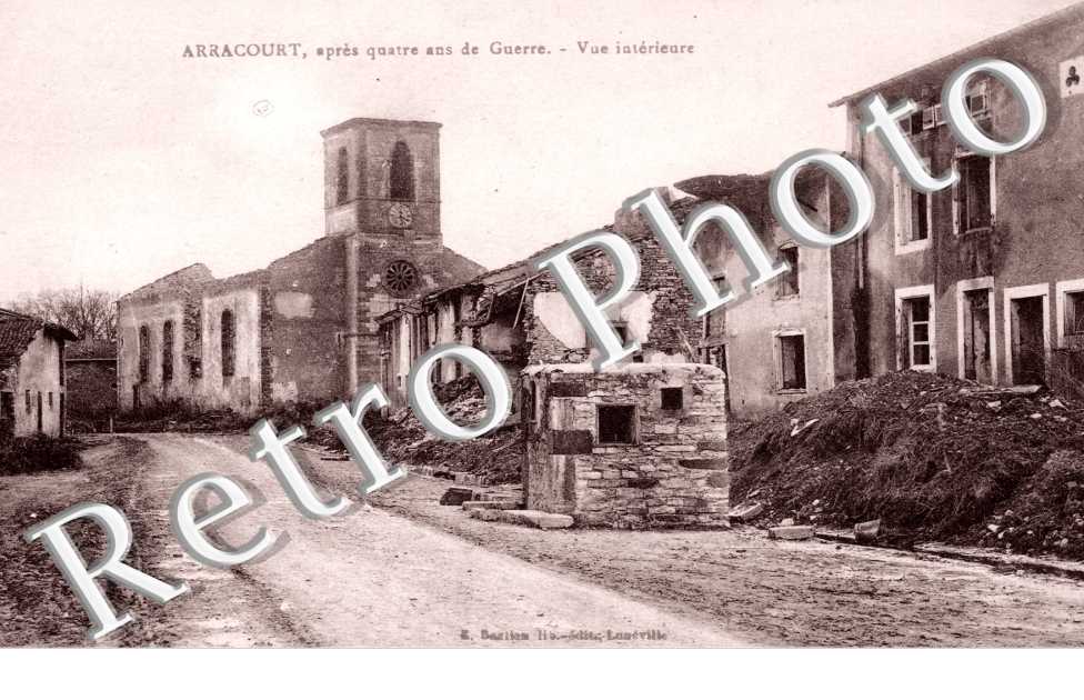 Apres 4 ans de guerre - vue interieure