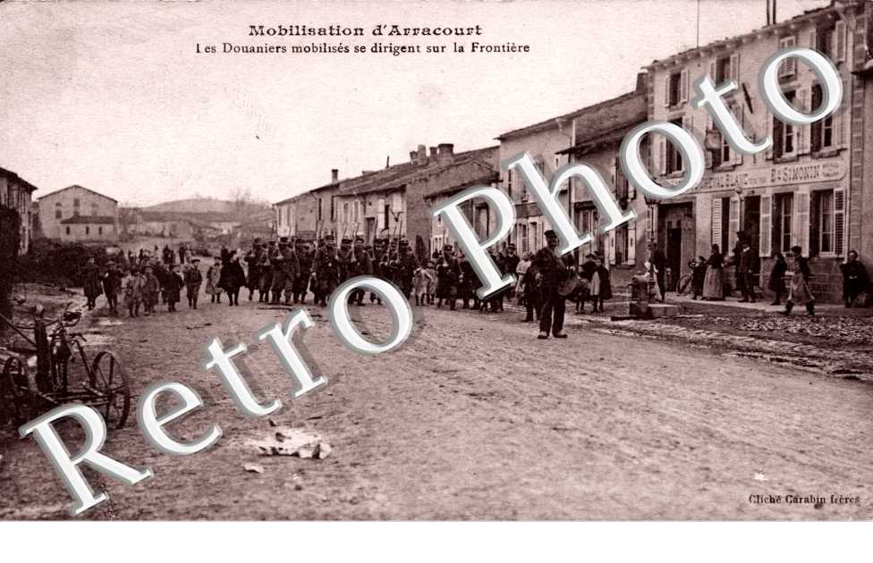 les douaniers mobilises se dirigent sur la frontiere